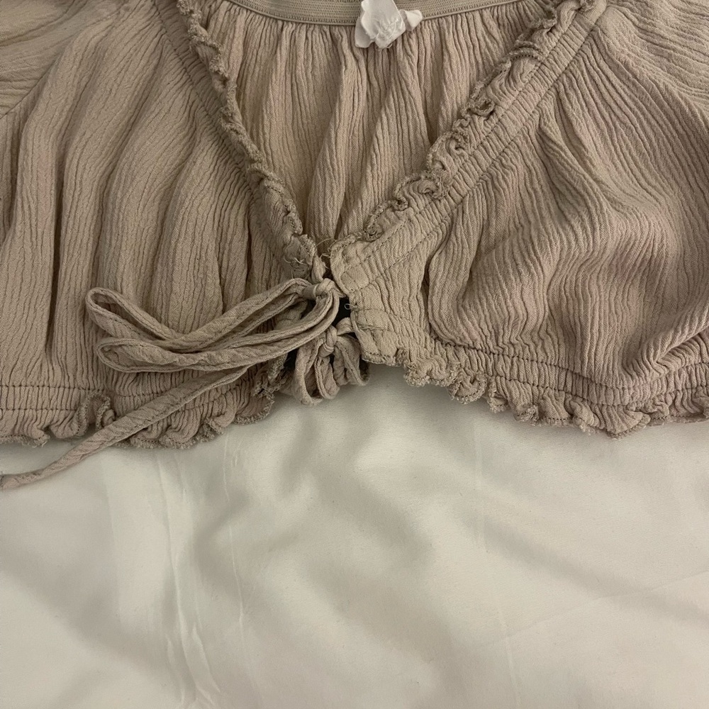 Tan top - Picture 3 of 3